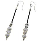El Coral Earrings 3 White Pearls, Silvered Balls and Rubber Pendant