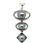 El Coral Pendant 3 Grey Pearls and Silver Setting 2 Ovals, 1 Rhombus