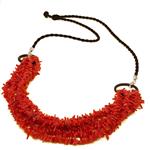 El Coral Collana Corallo Rosso Punte da 1x10mm. e Agata Nera Anelli da 3x24mm. Elementi argentati e Collarino in Seta, Lunghezza 70cm. 